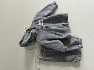 Roots salt and pepper set